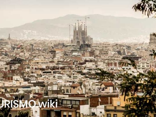 Qué ver en Barcelona: 10 imprescindibles lugares que visitar en barcelona